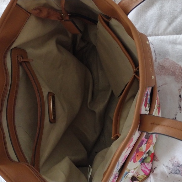 Purse - Picture 3 of 4